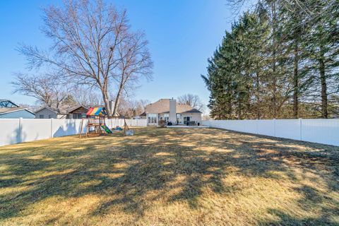 Tiny photo for 671 Lasalle Drive, Lake Holiday, IL 60552 (MLS # 12573340)