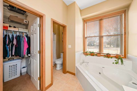 Tiny photo for 671 Lasalle Drive, Lake Holiday, IL 60552 (MLS # 12573340)