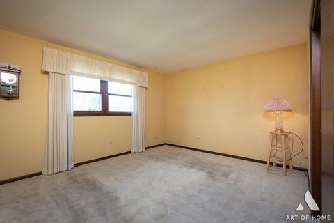 Tiny photo for 10614 S 84th Avenue, Palos Hills, IL 60465 (MLS # 12600358)