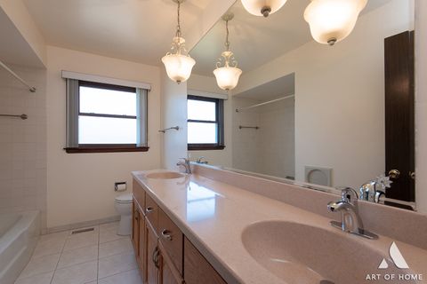 Tiny photo for 10614 S 84th Avenue, Palos Hills, IL 60465 (MLS # 12600358)