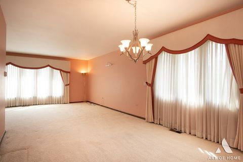 Tiny photo for 10614 S 84th Avenue, Palos Hills, IL 60465 (MLS # 12600358)