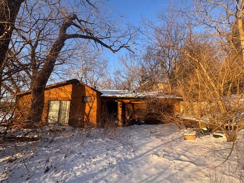 2 Sycamore Bay Lacon IL 61540