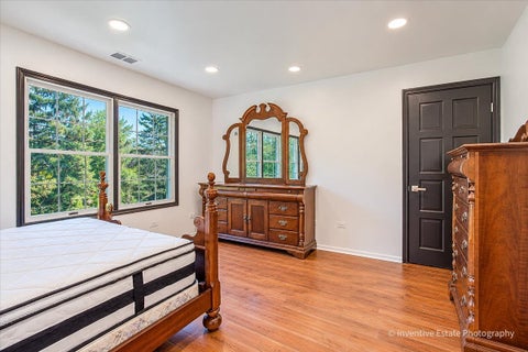 Tiny photo for 7 Willow Bay Drive, South Barrington, IL 60010 (MLS # 12777904)