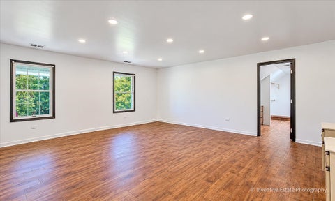 Tiny photo for 7 Willow Bay Drive, South Barrington, IL 60010 (MLS # 12777904)