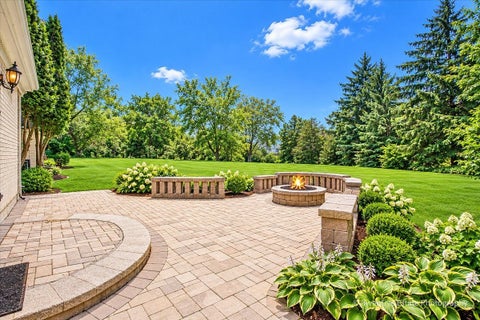 Tiny photo for 7 Willow Bay Drive, South Barrington, IL 60010 (MLS # 12777904)