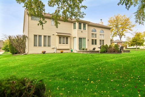 Tiny photo for 2038 Sheridan Road, Buffalo Grove, IL 60089 (MLS # 12612744)