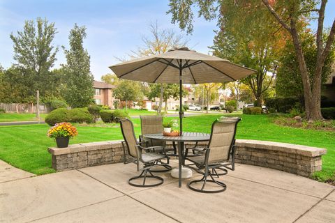 Tiny photo for 2038 Sheridan Road, Buffalo Grove, IL 60089 (MLS # 12612744)