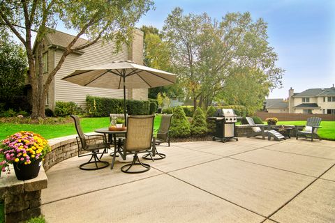 Tiny photo for 2038 Sheridan Road, Buffalo Grove, IL 60089 (MLS # 12612744)