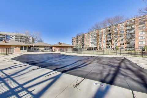 Tiny photo for 2000 Saint Regis Drive #3G, Lombard, IL 60148 (MLS # 12594046)