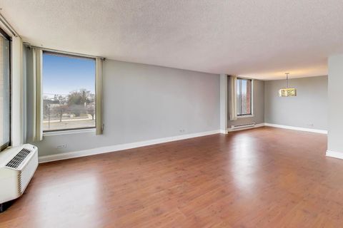 Tiny photo for 2000 Saint Regis Drive #3G, Lombard, IL 60148 (MLS # 12594046)