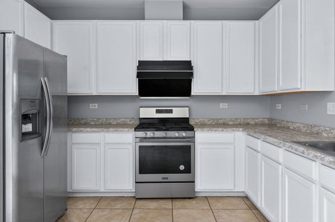 Tiny photo for 1114 Andover Court, Glendale Heights, IL 60139 (MLS # 12689604)
