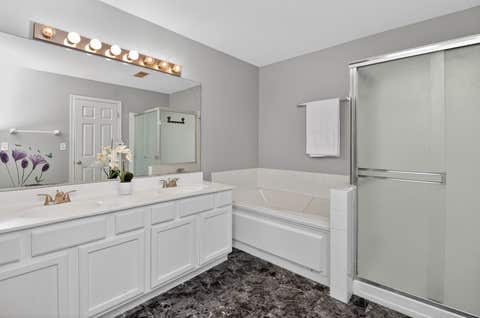 Tiny photo for 1114 Andover Court, Glendale Heights, IL 60139 (MLS # 12689604)