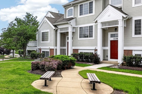Tiny photo for 1114 Andover Court, Glendale Heights, IL 60139 (MLS # 12689604)