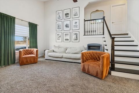 Tiny photo for 27W585 Galusha Avenue, Warrenville, IL 60555 (MLS # 12558502)