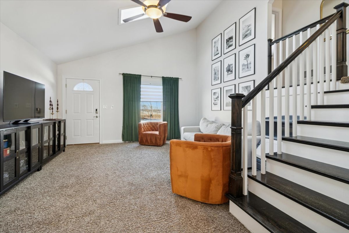 27W585 Galusha Avenue