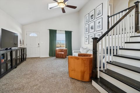 Tiny photo for 27W585 Galusha Avenue, Warrenville, IL 60555 (MLS # 12558502)