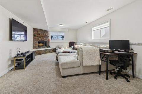 Tiny photo for 27W585 Galusha Avenue, Warrenville, IL 60555 (MLS # 12558502)