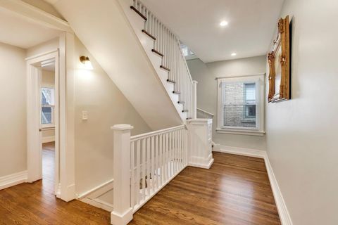 Tiny photo for 7015 N Sheridan Road, Chicago, IL 60626 (MLS # 12601387)