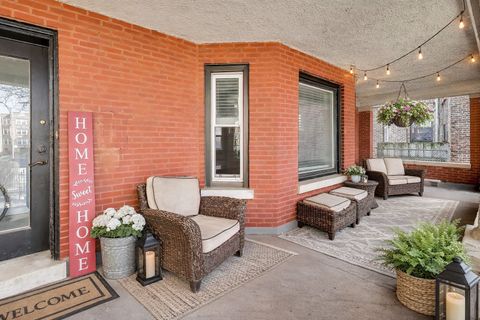 Tiny photo for 7015 N Sheridan Road, Chicago, IL 60626 (MLS # 12601387)