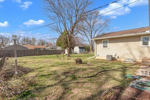 Tiny photo for 5332 31st Avenue Court, Moline, IL 61265 (MLS # 12602518)