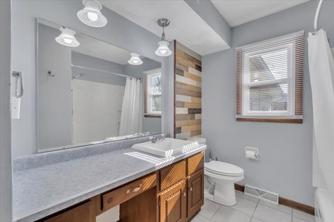 Tiny photo for 5332 31st Avenue Court, Moline, IL 61265 (MLS # 12602518)