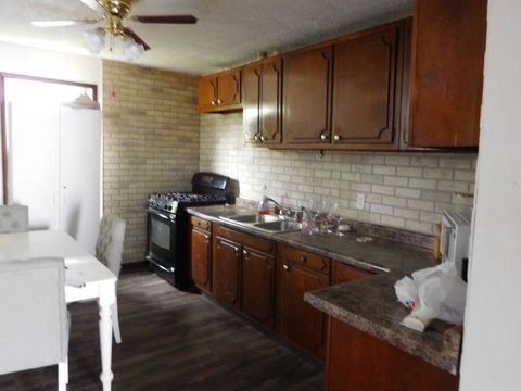 Tiny photo for 1069 Douglas Avenue, Aurora, IL 60505 (MLS # 12603575)