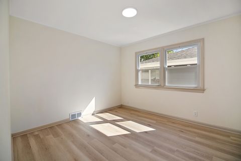 Tiny photo for 1470 S 5th Avenue, Kankakee, IL 60901 (MLS # 12491288)