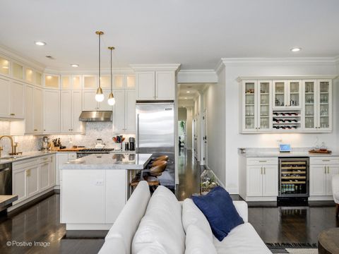 Tiny photo for 3510 N Southport Avenue #PH, Chicago, IL 60657 (MLS # 12543970)