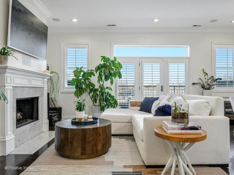 Tiny photo for 3510 N Southport Avenue #PH, Chicago, IL 60657 (MLS # 12543970)