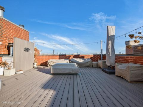 Tiny photo for 3510 N Southport Avenue #PH, Chicago, IL 60657 (MLS # 12543970)