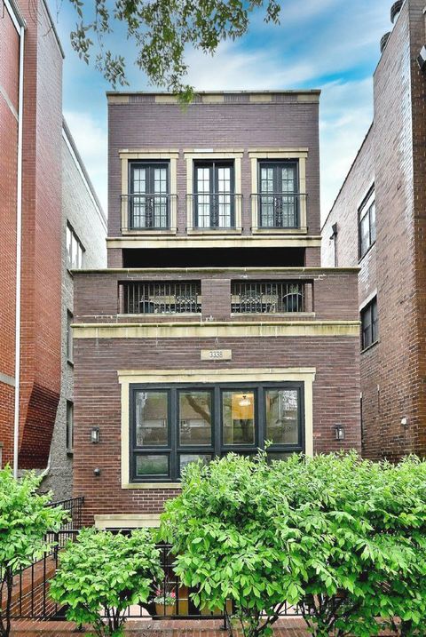 Tiny photo for 3338 N DAMEN Avenue #1, Chicago, IL 60618 (MLS # 12633838)