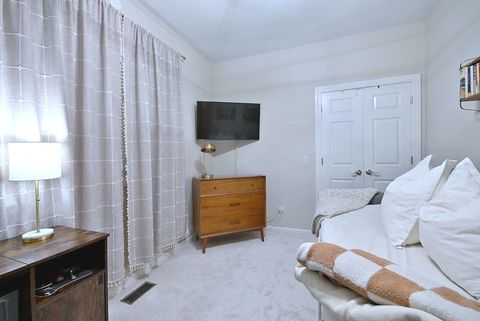 Tiny photo for 3338 N DAMEN Avenue #1, Chicago, IL 60618 (MLS # 12633838)