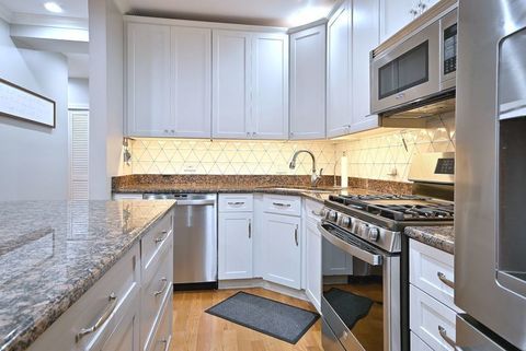 Tiny photo for 3338 N DAMEN Avenue #1, Chicago, IL 60618 (MLS # 12633838)