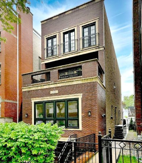 Photo of 3338 N DAMEN Avenue #1, Chicago, IL 60618 (MLS # 12633838)