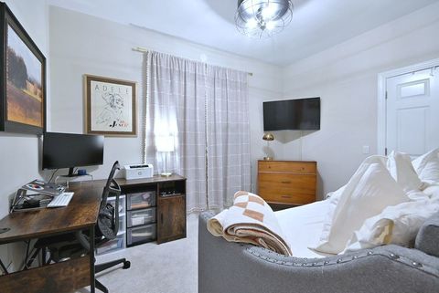 Tiny photo for 3338 N DAMEN Avenue #1, Chicago, IL 60618 (MLS # 12633838)