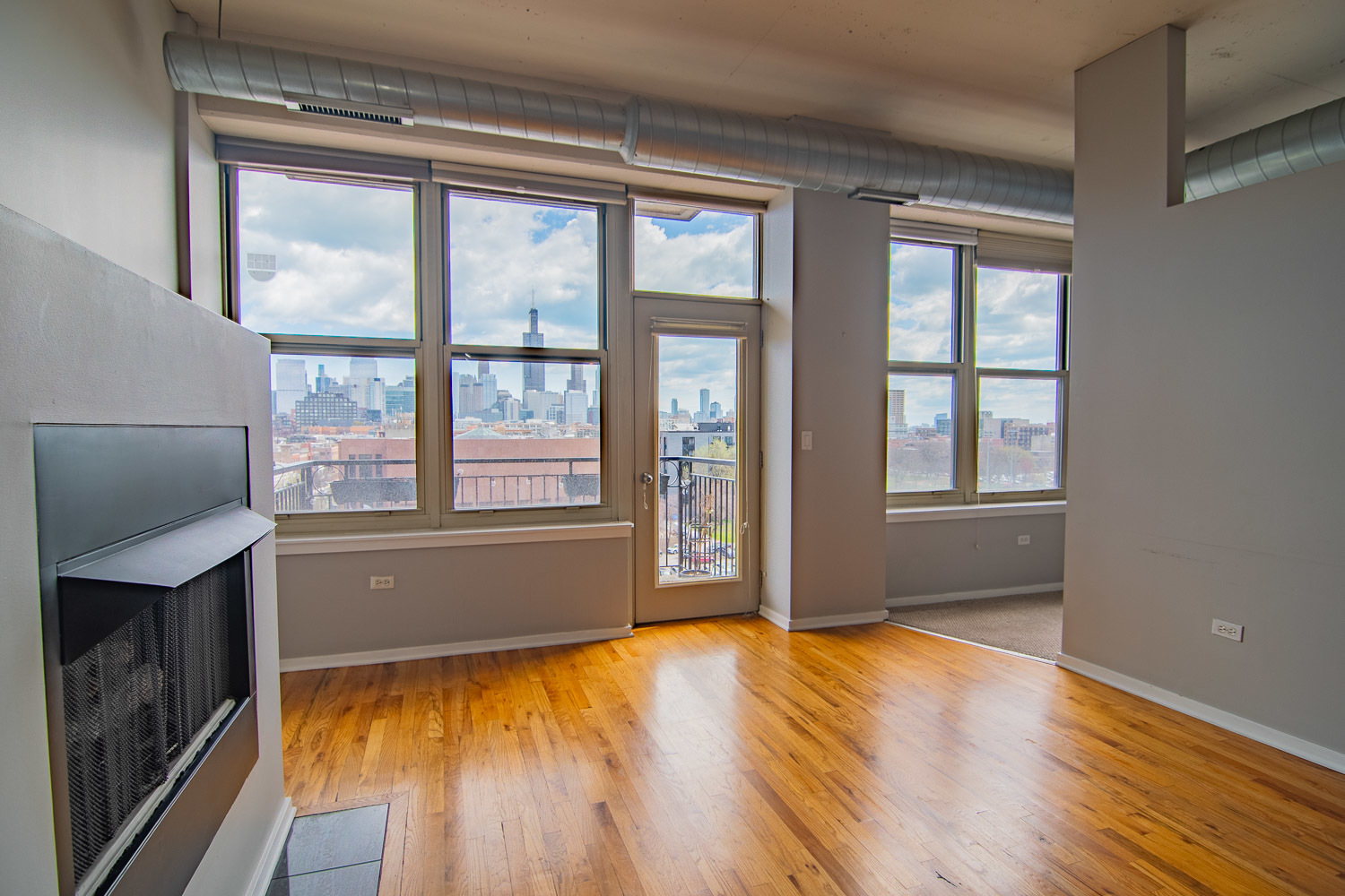 6 S Laflin Street 808