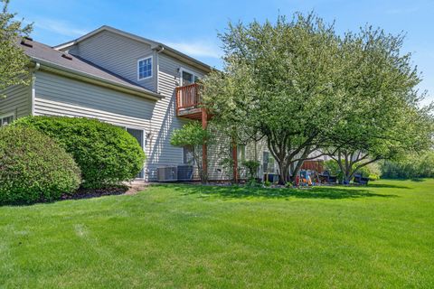 Tiny photo for 3314 Blue Ridge Drive #3314, Carpentersville, IL 60110 (MLS # 12627076)