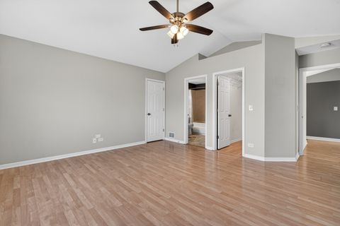 Tiny photo for 3314 Blue Ridge Drive #3314, Carpentersville, IL 60110 (MLS # 12627076)