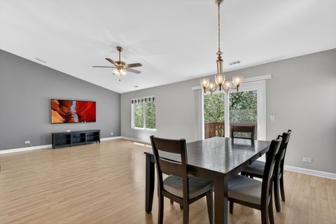 Tiny photo for 3314 Blue Ridge Drive #3314, Carpentersville, IL 60110 (MLS # 12627076)