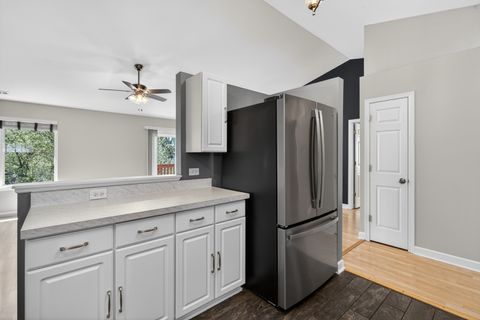Tiny photo for 3314 Blue Ridge Drive #3314, Carpentersville, IL 60110 (MLS # 12627076)