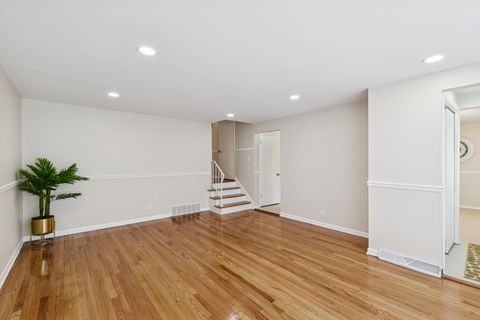 Tiny photo for 16010 Dobson Avenue, South Holland, IL 60473 (MLS # 12383220)