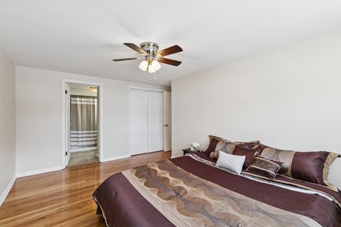 Tiny photo for 16010 Dobson Avenue, South Holland, IL 60473 (MLS # 12383220)