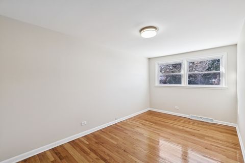 Tiny photo for 16010 Dobson Avenue, South Holland, IL 60473 (MLS # 12383220)