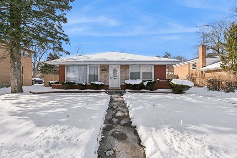 Photo of 16010 Dobson Avenue, South Holland, IL 60473 (MLS # 12383220)