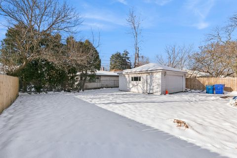 Tiny photo for 16010 Dobson Avenue, South Holland, IL 60473 (MLS # 12383220)