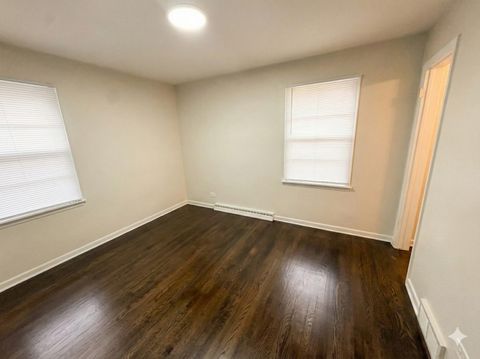 Tiny photo for 37684 N Sheridan Road, Beach Park, IL 60087 (MLS # 12525238)