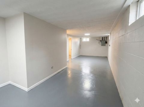 Tiny photo for 37684 N Sheridan Road, Beach Park, IL 60087 (MLS # 12525238)