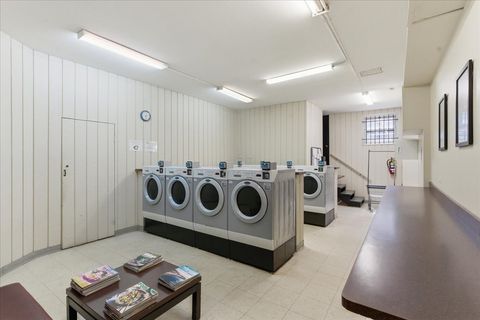 Tiny photo for 802 W GEORGE Street #1, Chicago, IL 60657 (MLS # 12634383)
