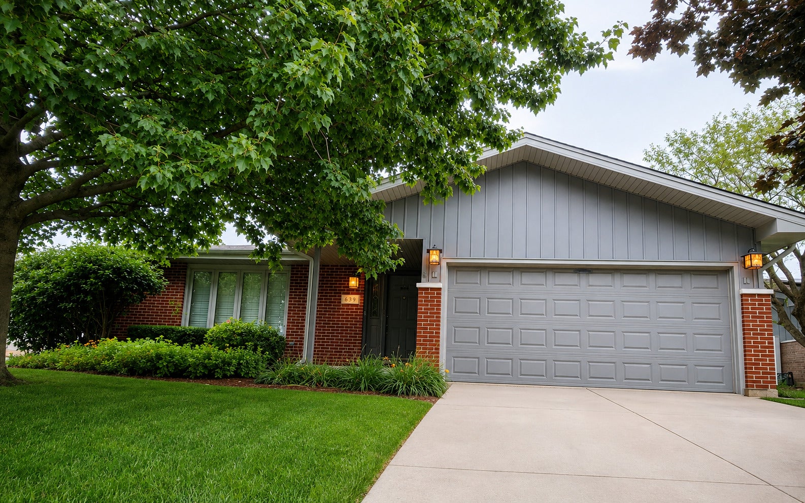 639 Poplar Avenue