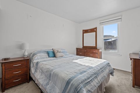 Tiny photo for 29W358 Crabtree Lane, Warrenville, IL 60555 (MLS # 12561551)